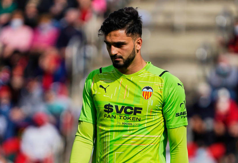 Манчестер Юнайтед рассматривает три варианта на замену Хендерсону Манчестер Юнайтед рассматривает три варианта на замену Хендерсону