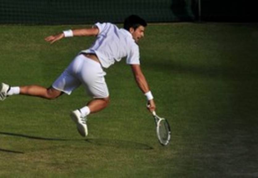 Джокович: &quot;Дент подает просто невероятно&quot;