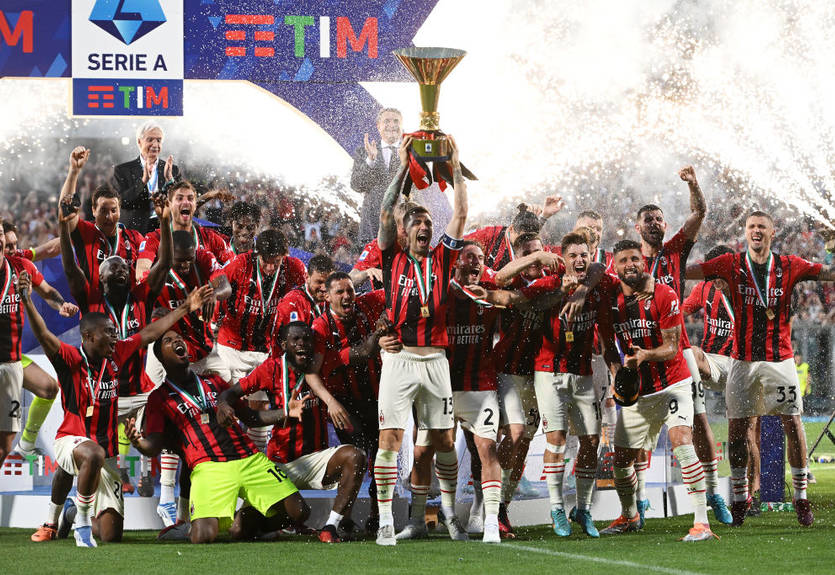 Милан объявил о смене владельца