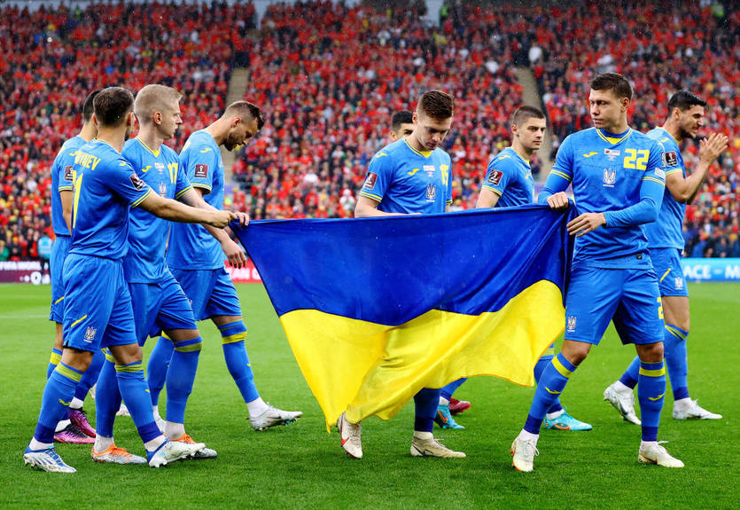 "Пороблено, нас прокляли на плей-офф": реакція Мережі на поразку збірної України від Уельсу