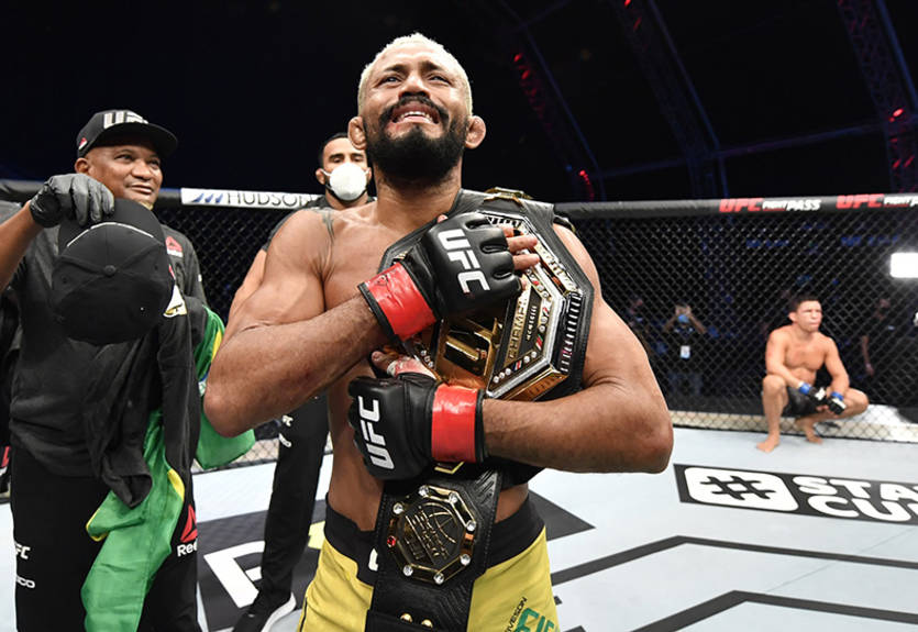 Чемпіон UFC у найлегшій вазі вимагає, щоб промоушн збільшив його зарплату Чемпіон UFC у найлегшій вазі вимагає, щоб промоушн збільшив його зарплату