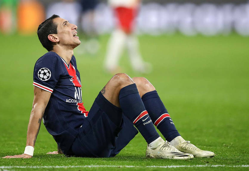 Ді Марія та Санчес запропонували Барселоні свої послуги Ді Марія та Санчес запропонували Барселоні свої послуги