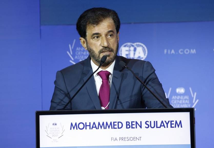 Президент ФІА: Феттель їздить на райдужному велосипеді, а Хемілтон захоплений правами людини Президент ФІА: Феттель їздить на райдужному велосипеді, а Хемілтон захоплений правами людини