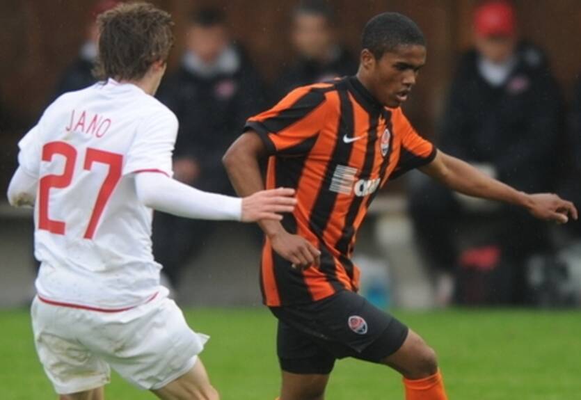 Шахтер уступил московскому Спартаку