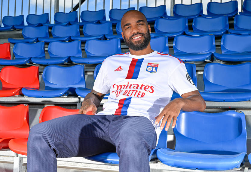 Ліон оголосив про підписання Ляказетти