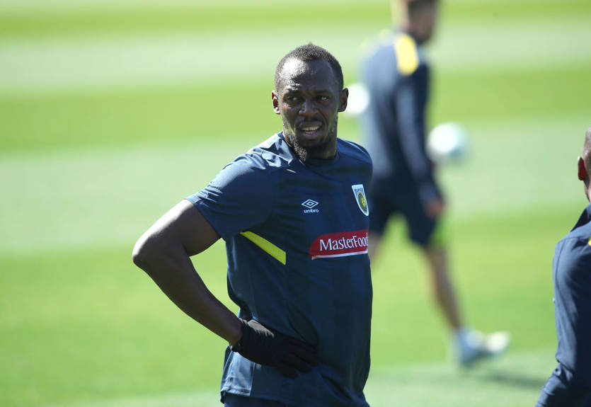 Усейн Болт в соцсетях похвастался красивым голом на тренировке