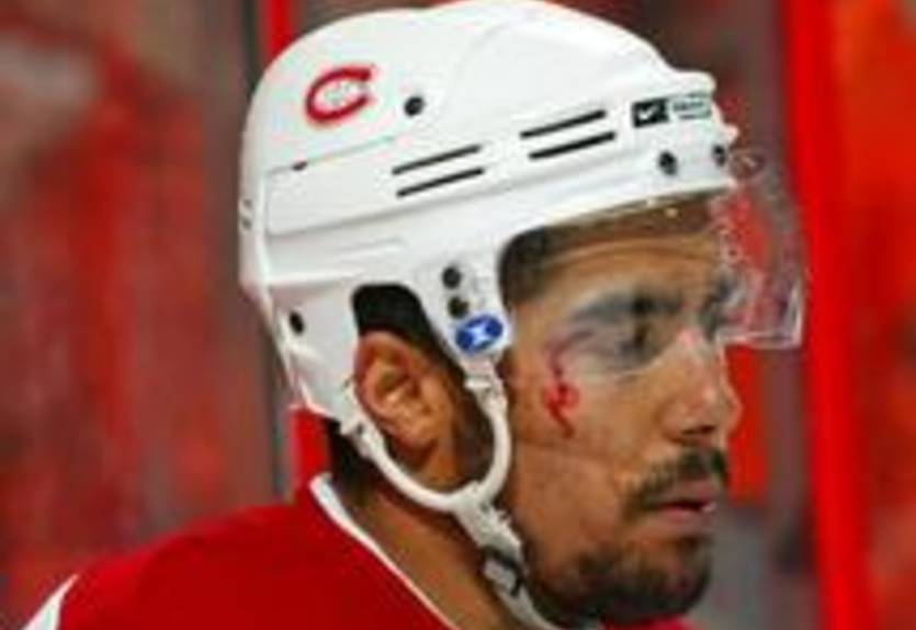 Нешвилл продлил контракт с защитником