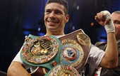 Мартинес отказался от пояса в первом среднем весе