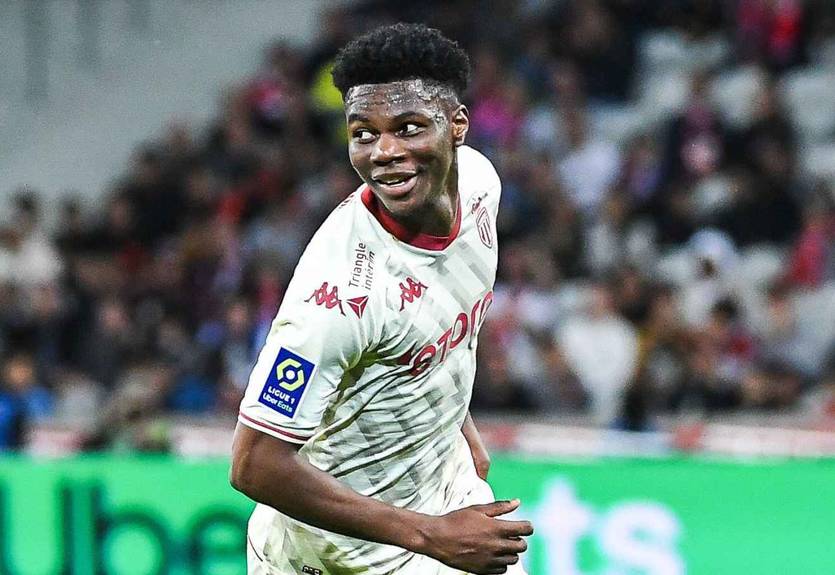 Тчуамени: Мбаппе хотел знать, могу ли я перейти в ПСЖ, но я сказал, что хочу только в Реал