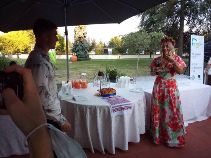 Фото с благотворительного вечера семьи Малиновских