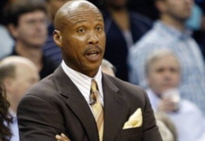 Клипперс проявляют интерес к Байрону Скотту