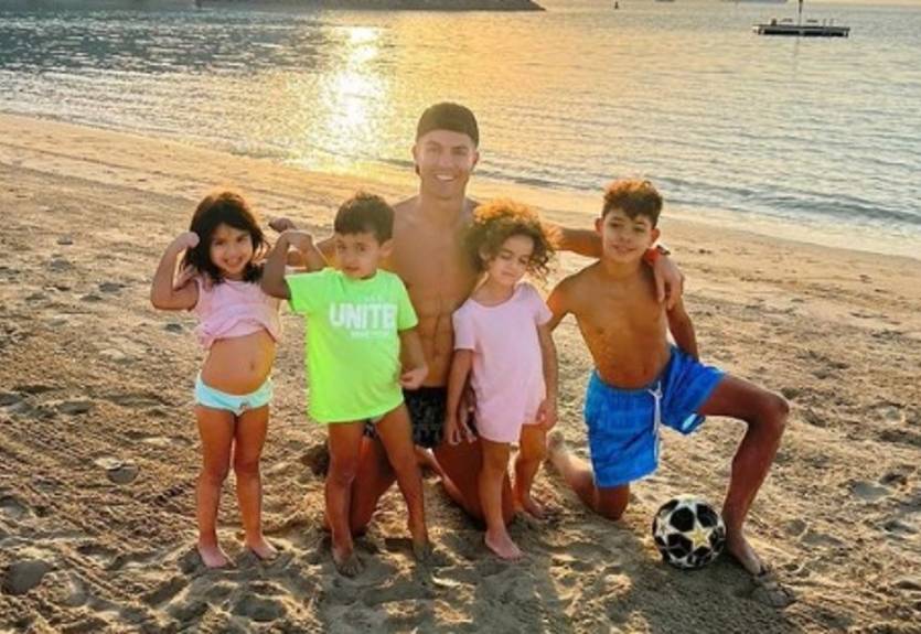 "Мы сыграем вместе?": Роналду трогательно поздравил сына с днем рождения