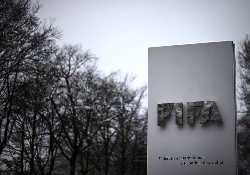 ФИФА позволила легионерам в Украине и России 