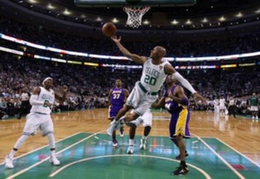 Бостон намерен сохранить Аллена