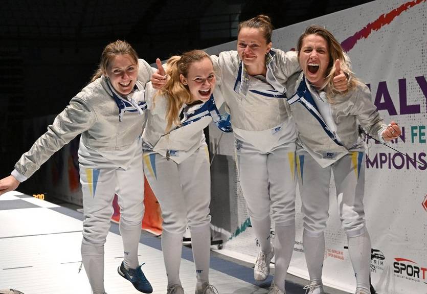 Збірна України з фехтування увійшла до трійки найкращих команд на Євро-2022