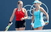 Людмила Киченок и Остапенко снялись с финала парного разряда турнира в Истборне