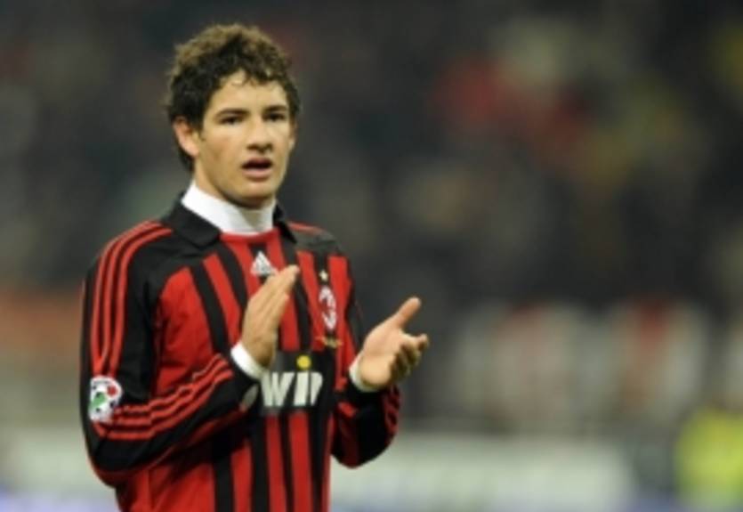 Агент: "Пато останется в Милане"