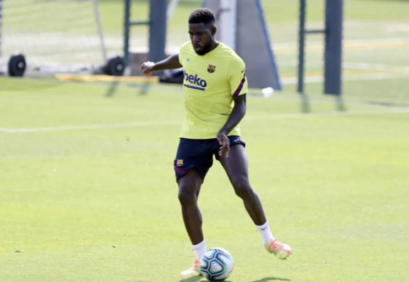 Захисник Барселони може продовжити кар'єру у чемпіонаті Франції