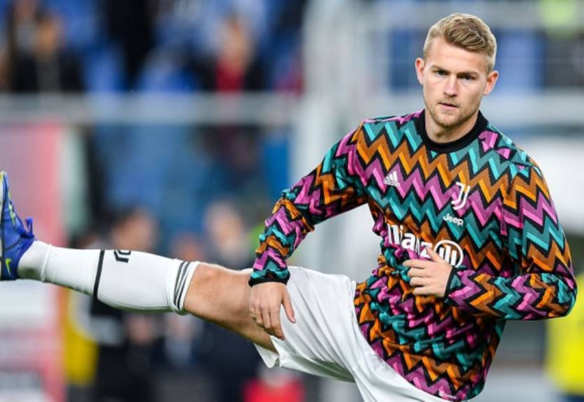 Баварія може перехопити у Челсі Де Лігта