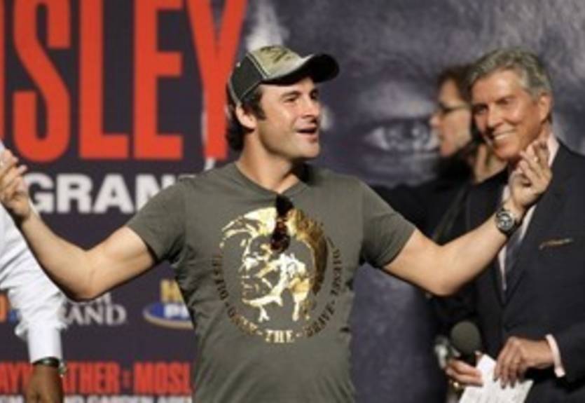 Кальзаге опроверг слухи о возвращении в бокс