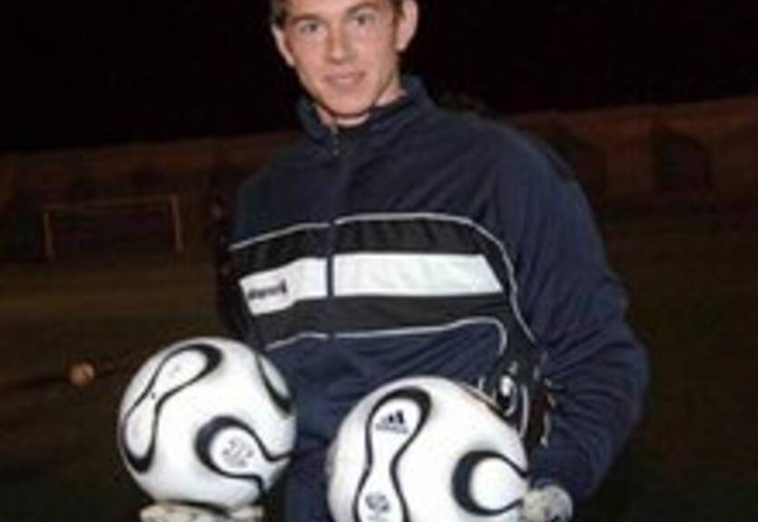 Шуст продолжает залечивать травму