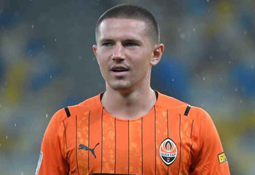 Защитник Шахтера необычным образом узнал пол своего будущего ребенка