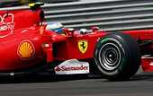 Алонсо удивлен медленным темпом Феррари