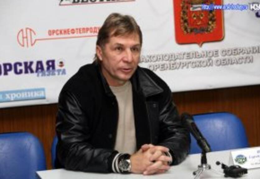 Югра сохранила тренерский состав и переподписала игроков