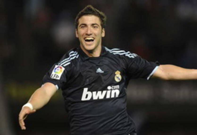 Вальдано: &quot;Игуаин не продается&quot;