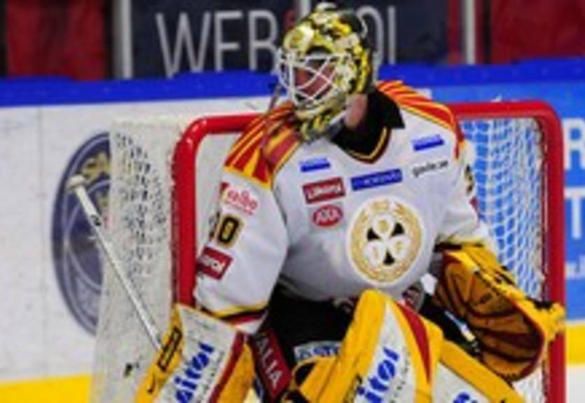 Предаторс подписали бронзового призера ЧМ