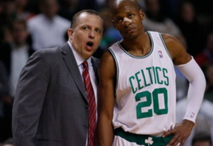 Хорнетс еще не определились с будущим наставником команды