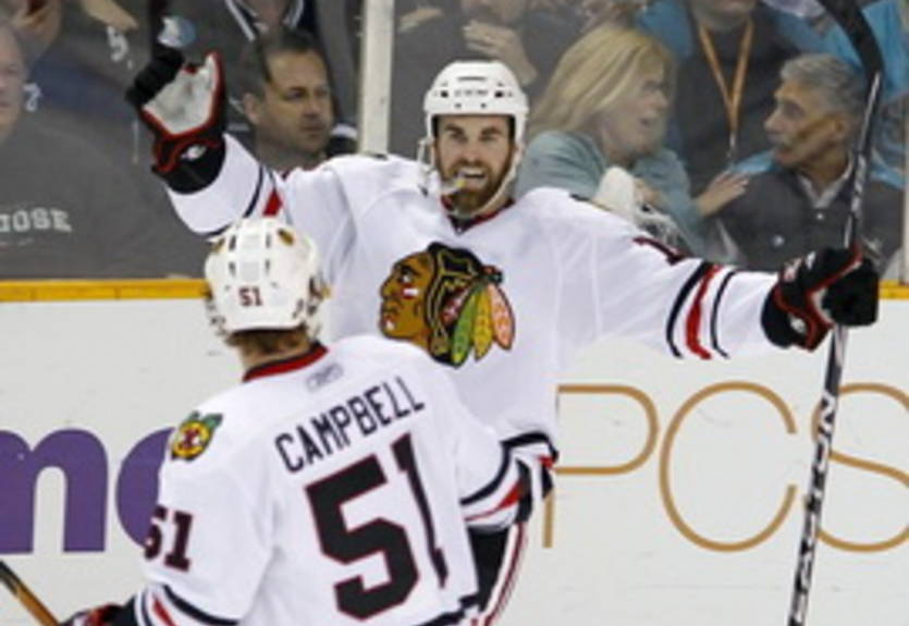 Форвард Чикаго получил травму в 4-м матче против Шаркс