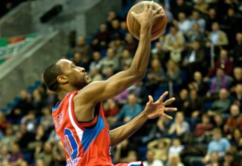 ЦСКА и Химки делают первый шаг к финалу