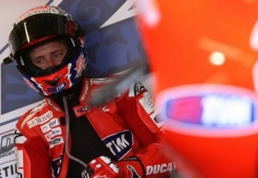 MotoGP. Стоунер выигрывает утреннюю практику