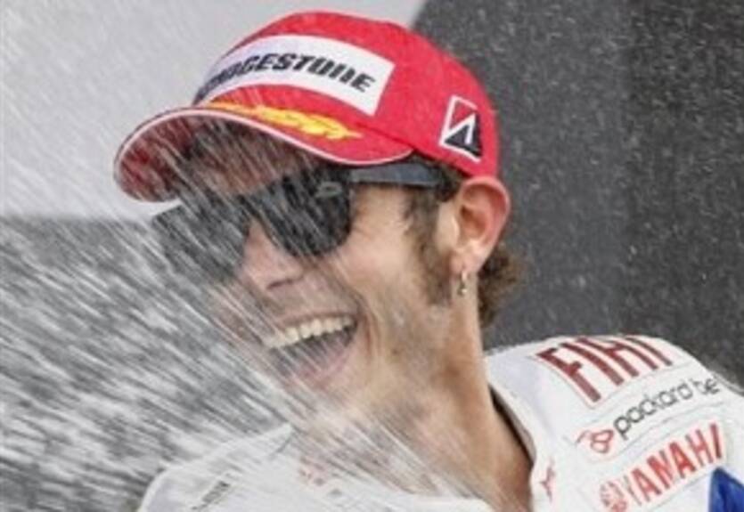 MotoGP. Росси: "Нам нужно улучшать свои выступления"