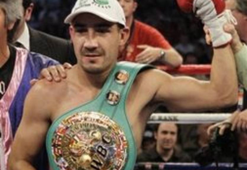 Сото защитил титул чемпиона WBC