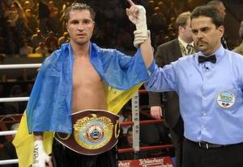 Соперник Дзинзирука не прибудет на бой