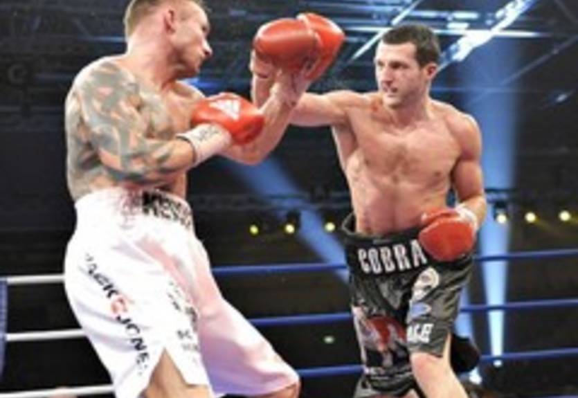 Уоррен: &quot;Кальзаге следует преподать Фрочу урок&quot;