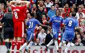 Челси делает шаг к чемпионству, МЮ не отчаивается