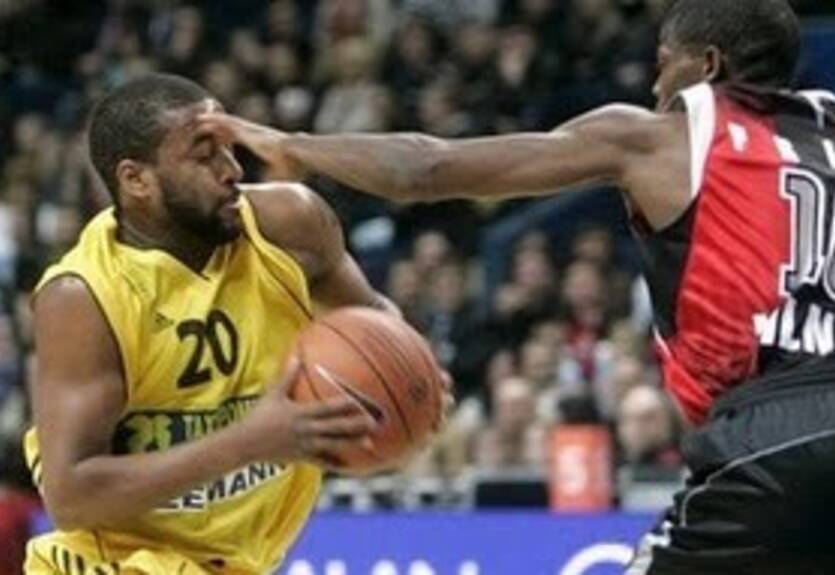 Американец выиграл суд у российского клуба