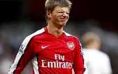 Агент: &quot;Нет гарантии, что Аршавин останется в Арсенале на следующий год&quot;
