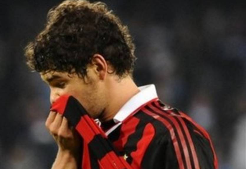 Леонардо: "Вряд ли Пато вернется на поле в этом сезоне"