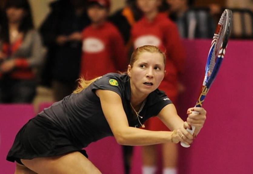 А. Бондаренко сыграет со Звонаревой