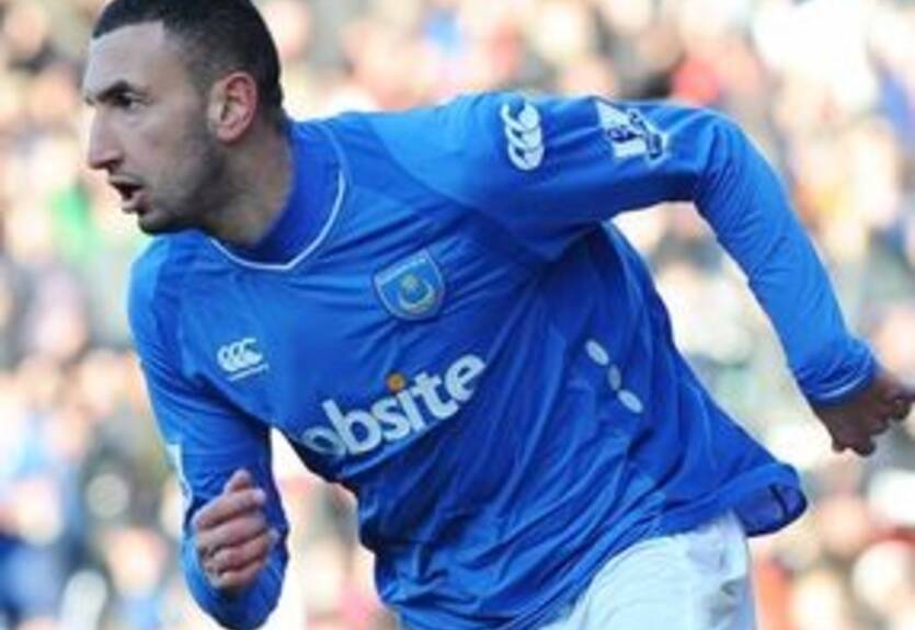 Портсмут получил предложения по Бельхаджу и Боатенгу