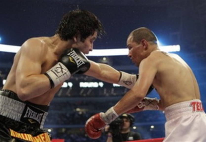 Кастильо уступил Гомесу и ушел из бокса