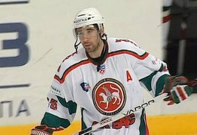 КХЛ дисквалифицировала хоккеиста Барыса