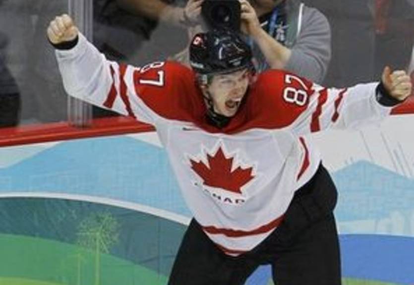 Нашлись олимпийские перчатки и клюшка Кросби