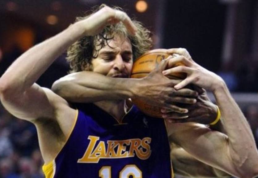 НБА. Промах Пирса, попадание Коби