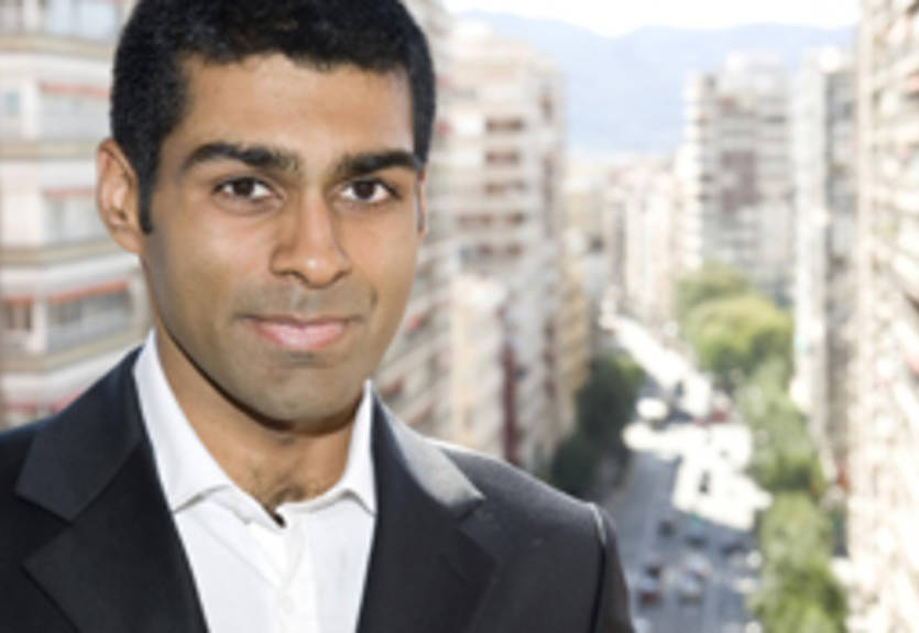 Экклстоун просит не давить на новобранца Хиспании