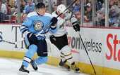 НХЛ. Поникаровский дебютирует, Питтсбург побеждает
